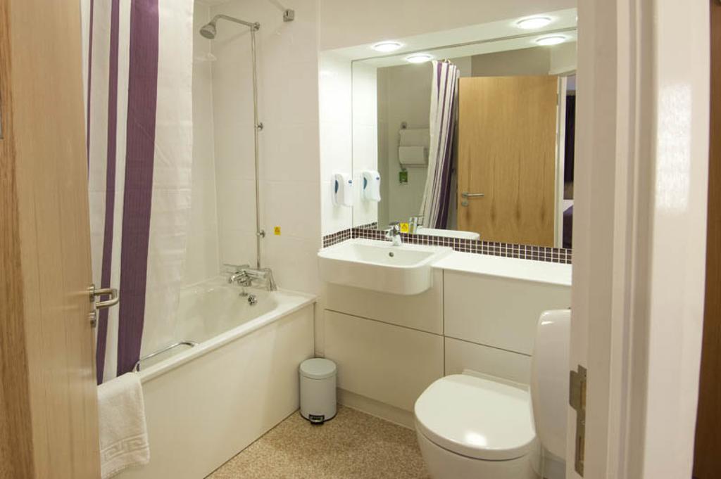 Premier Inn Clacton-On-Sea Room photo